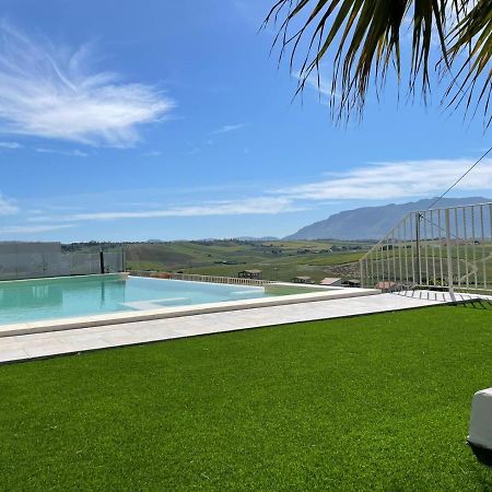 Ad Un Passo Dal Blu Villa Partinico Kültér fotó